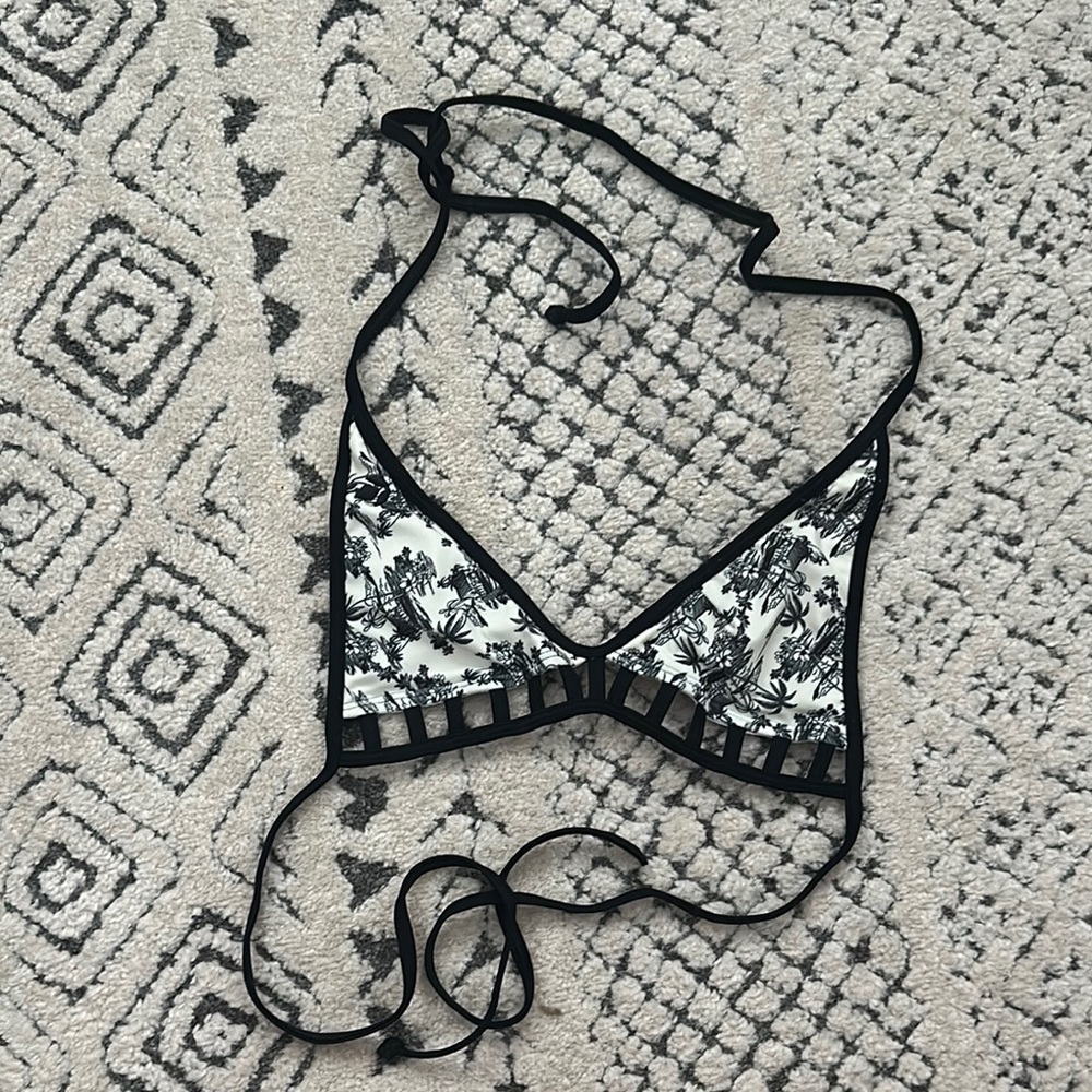 Reef Black and White Bikini Top